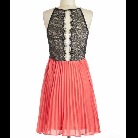 ModCloth - Dancing Darling Dress - Picture 3 of 9